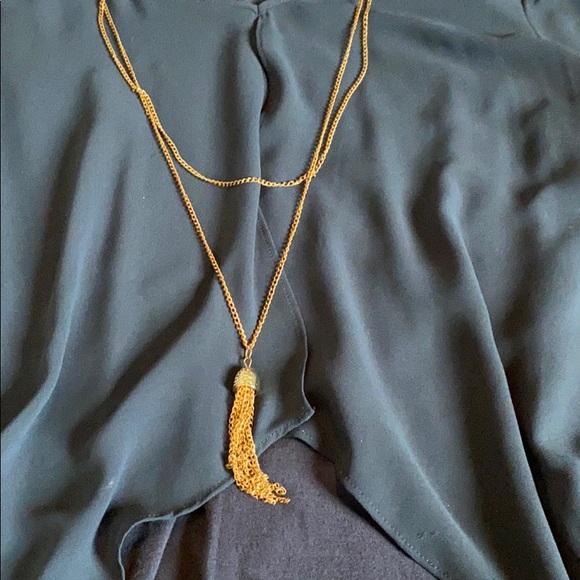 Dress too - Picture 4 of 5